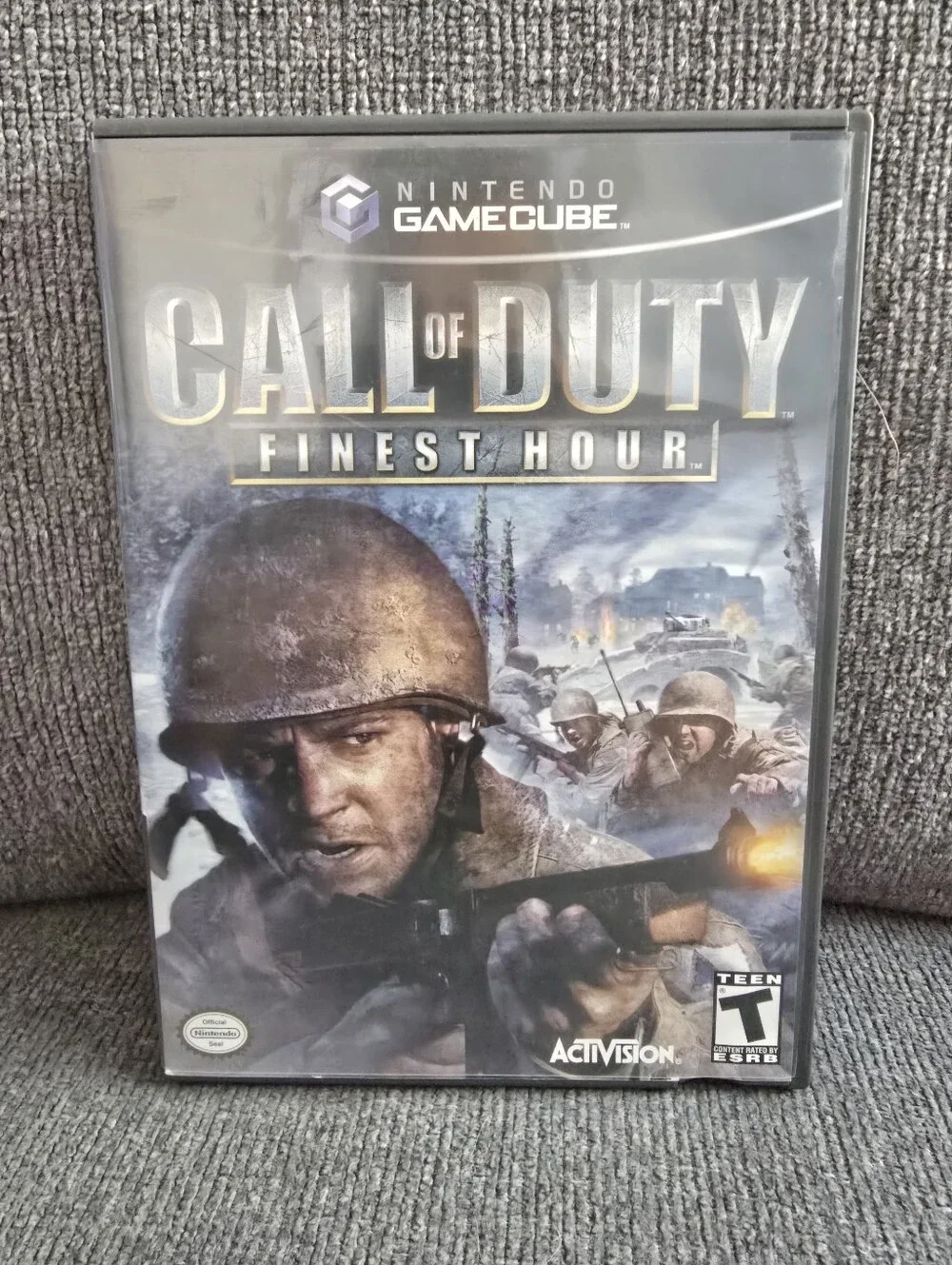 Nintendo GameCube Call of Duty: Finest Hour (Black) - Nintendo / Activision